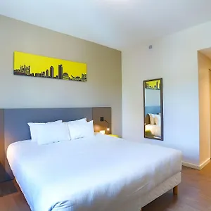 Westlodge Lyon Nord Hotel